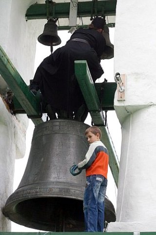 Жизнь обители