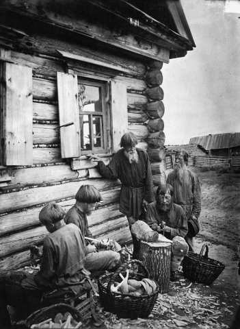 Поволжье Ложкарное производство в деревне Деяново 1897