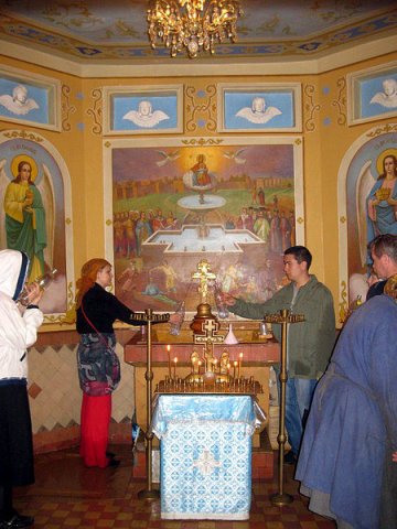 Жизнь обители
